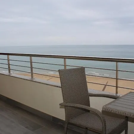 En Primera Línea Con Vistas Al Mar - Solo Familias Apartamento Gandía
