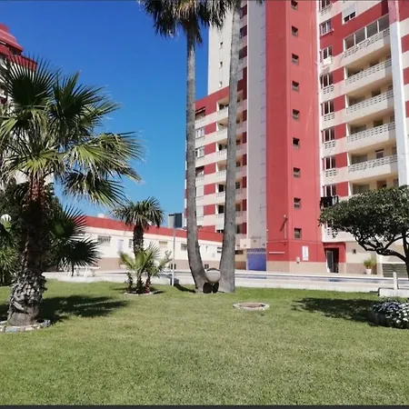 En Primera Línea Con Vistas Al Mar - Solo Familias *