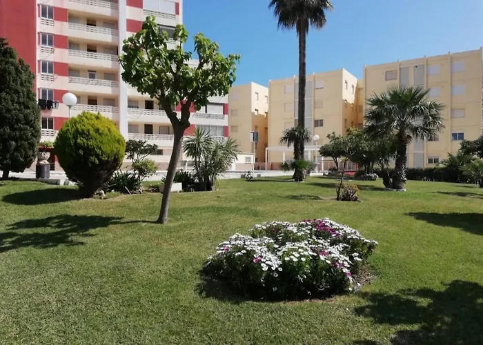 En Primera Línea Con Vistas Al Mar - Solo Familias